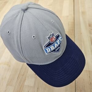 NFL Draft 2016 Chicago One Size Fitted Gray/Blue/White Baseball Hat New Era